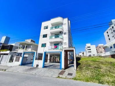 Apartamento com 3 Quartos para alugar, 78m² no Pagani, Palhoça