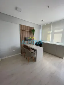 Sala Comercial à venda, 32m² no Parque Residencial Aquarius, São José dos Campos