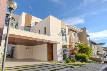 Casa de Condomínio com 3 Quartos à venda, 220m² no Campo Comprido, Curitiba