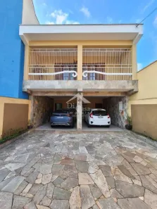 Casa com 4 Quartos à venda, 330m² no Centro, Atibaia