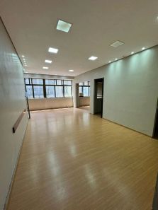 Sala Comercial à venda, 195m² no Centro Histórico, Porto Alegre