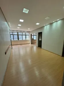 Sala Comercial à venda, 195m² no Centro Histórico, Porto Alegre