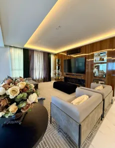 Apartamento com 5 Quartos à venda, 324m² no Meia Praia, Itapema