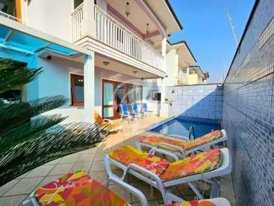 Sobrado com 4 Quartos para alugar, 245m² no Jardim Virginia Bianca, São Paulo