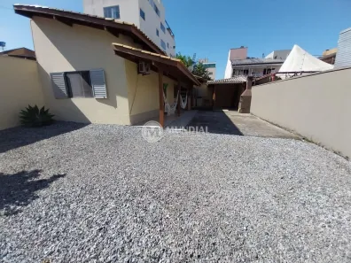 Casa com 2 Quartos à venda, 20m² no Nações, Balneário Camboriú