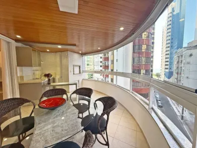 Apartamento com 3 Quartos para alugar, 126m² no Centro, Balneário Camboriú
