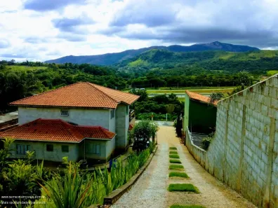 Fazenda/Sítio com 4 Quartos à venda, 300m² no Jardim Estância Brasil, Atibaia