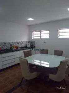 Sobrado com 4 Quartos à venda, 257m² no Vila Palmares, Santo André