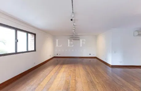 Apartamento com 5 Quartos à venda, 300m² no Vila Uberabinha, São Paulo