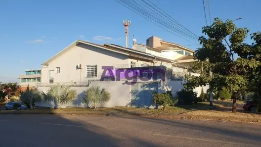 Sobrado com 4 Quartos à venda, 222m² no Setor Gentil Meireles, Goiânia