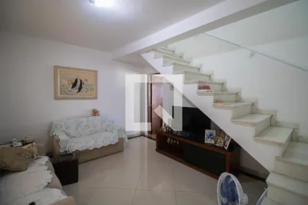 Casa com 3 Quartos à venda, 175m² no Parque Peruche, São Paulo