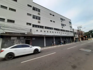 Sala Comercial para alugar, 40m² no Centro, Macaé