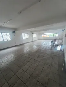 Ponto Comercial à venda, 250m² no Cidade Domitila, São Paulo