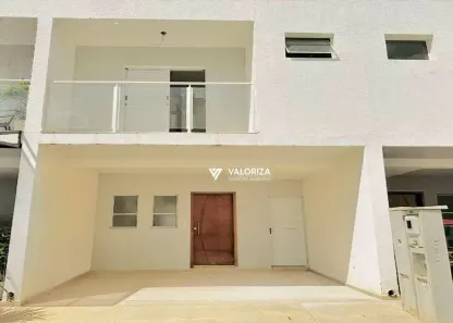Casa de Condomínio com 2 Quartos à venda, 110m² no Jd Perlamar, Araçoiaba da Serra