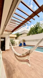 Sobrado com 4 Quartos à venda, 341m² no Jardim Vitória, Goiânia
