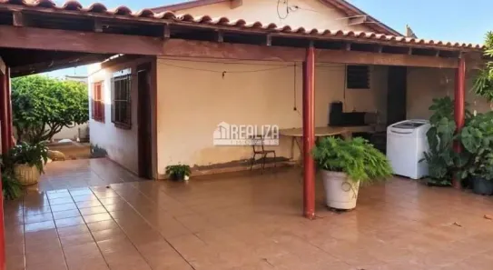 Casa com 2 Quartos à venda, 42m² no Cidade Ozanan, Uberaba