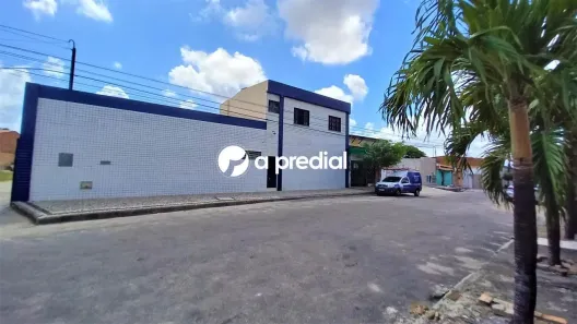 Prédio Comercial para alugar, 1050m² no Parque São José, Fortaleza