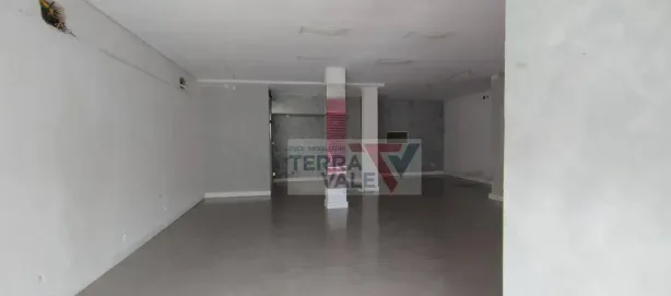 Ponto Comercial para alugar, 75m² no Centro, Lorena