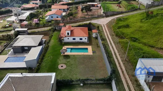 Fazenda/Sítio com 3 Quartos à venda, 1000m² no , Mairinque