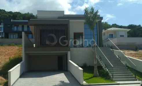 Casa de Condomínio com 3 Quartos à venda, 196m² no Sertão do Maruim, São José