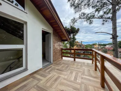 Casa com 3 Quartos à venda, 208m² no Guarujá, Porto Alegre