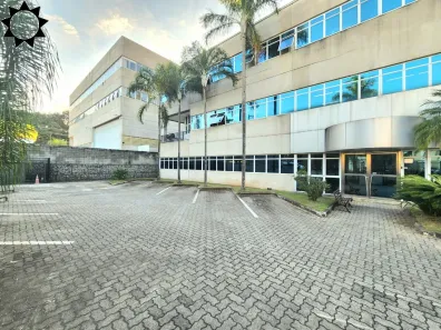 Galpão/Depósito/Armazém à venda, 2272m² no Tamboré, Barueri