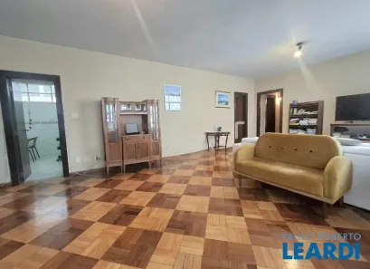 Apartamento com 3 Quartos à venda, 180m² no Santa Cecília, São Paulo