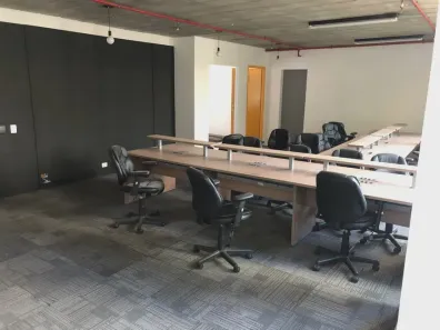 Sala Comercial à venda, 196m² no Cidade Monções, São Paulo