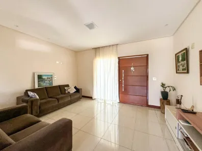 Casa de Condomínio com 4 Quartos à venda, 277m² no Grama, Juiz de Fora