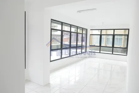 Sala Comercial à venda, 38m² no Centro, Florianópolis
