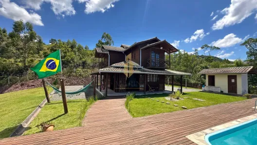 Fazenda/Sítio com 3 Quartos à venda, 330m² no Escalvados, Navegantes