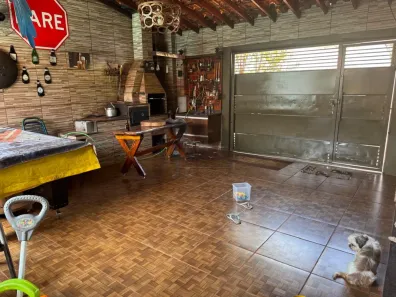 Casa com 3 Quartos à venda, 195m² no Jardim Adelaide, Dumont