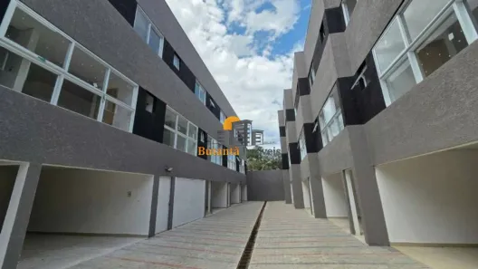 Casa de Condomínio com 3 Quartos à venda, 157m² no Rio Pequeno, São Paulo