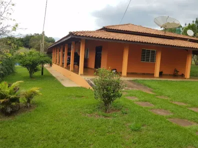 Fazenda/Sítio com 3 Quartos à venda, 347m² no Ponte Alta, Atibaia