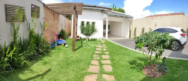 Casa com 3 Quartos à venda, 172m² no Vila Jayara, Anápolis