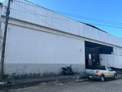 Galpão/Depósito/Armazém à venda, 650m² no Aerolândia, Fortaleza