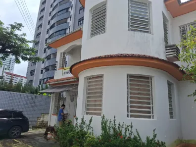 com 10 Quartos para alugar, 400m² no Torre, Recife