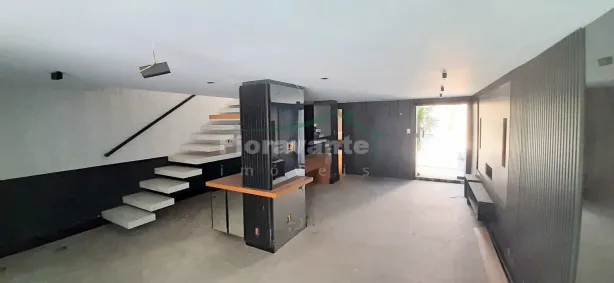 Sobrado com 5 Quartos para alugar, 128m² no Boqueirão, Santos