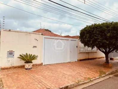Casa com 5 Quartos à venda, 217m² no Jardim Imá, Campo Grande