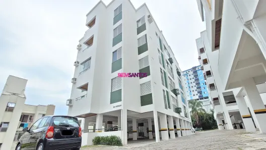 Apartamento com 1 Quarto para alugar, 47m² no Carvoeira, Florianópolis