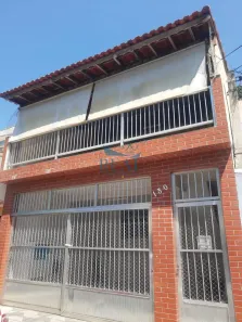 Sobrado com 5 Quartos à venda, 240m² no Jardim Martini, São Paulo