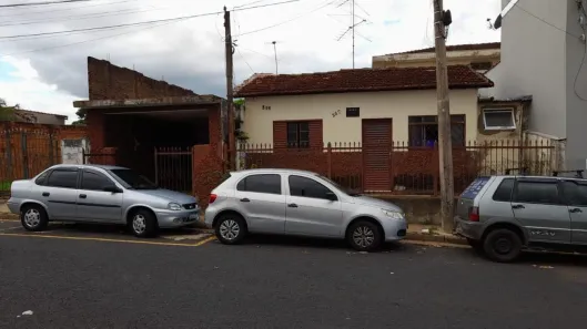 Casa com 2 Quartos à venda, 109m² no Vila Chico Júlio, Franca