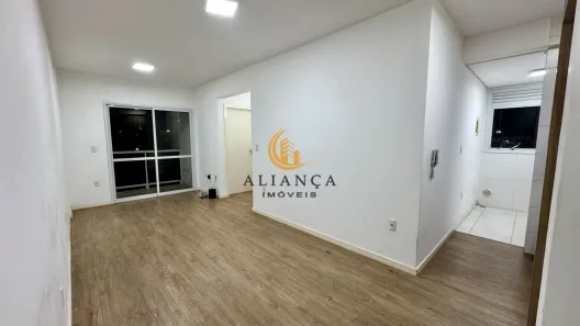 Apartamento com 2 Quartos para alugar, 57m² no Caminho Novo, Palhoça