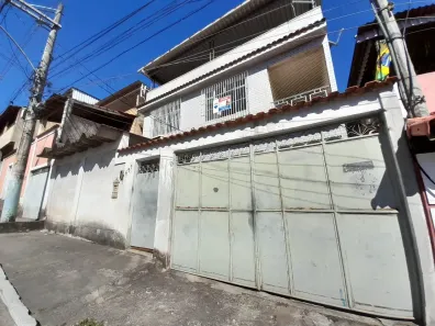 Casa com 6 Quartos à venda, 200m² no Cabuis, Nilópolis