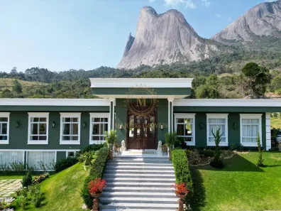 Sobrado com 9 Quartos à venda, 45000m² no , Domingos Martins
