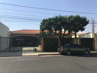 Casa com 4 Quartos à venda, 337m² no Centro, Araraquara