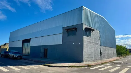 Galpão/Depósito/Armazém com 2 Quartos para alugar, 950m² no Morro da Lagoa, Vila Velha