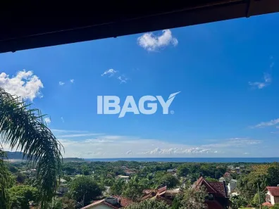 Casa com 3 Quartos para alugar, 360m² no Lagoa da Conceição, Florianópolis