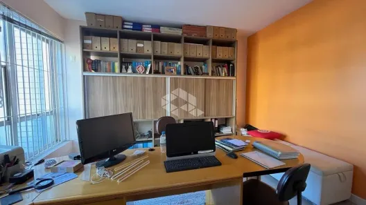 Sala Comercial à venda, 37m² no Petrópolis, Porto Alegre