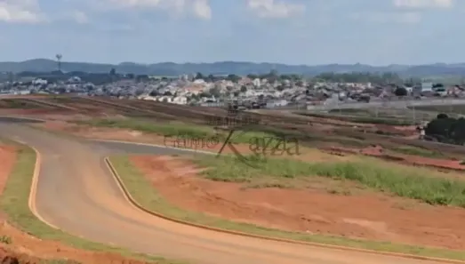 Lote/Terreno à venda, 214m² no Loteamento Floresta, São José dos Campos
